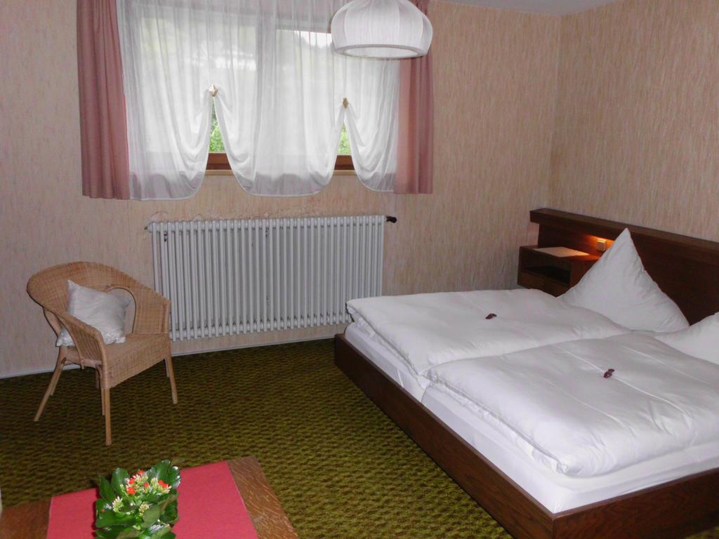 Finken, Gaestezimmer An Der Rench ออปเพอเนา ภายนอก รูปภาพ